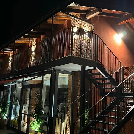 Cascina Vittoria Restaurant Lab & Gasthof *